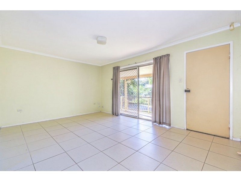 4 Privet Place, Mansfield QLD 4122