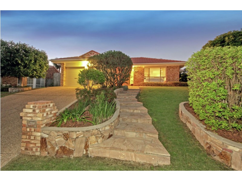 13 Pindari Crescent, Wishart QLD 4122