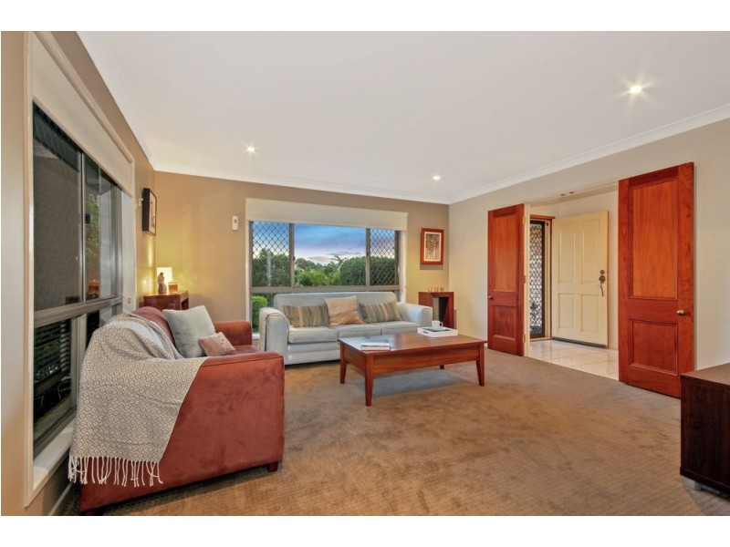 13 Pindari Crescent, Wishart QLD 4122