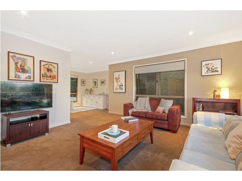 13 Pindari Crescent, Wishart QLD 4122