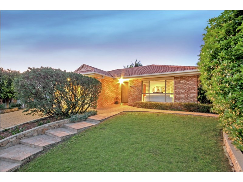 13 Pindari Crescent, Wishart QLD 4122