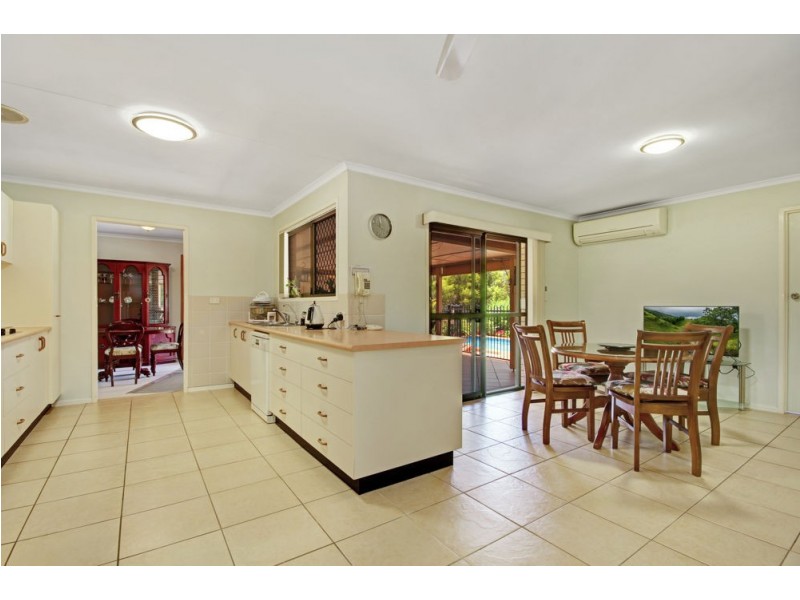 26 Vortigern Street, Carindale QLD 4152