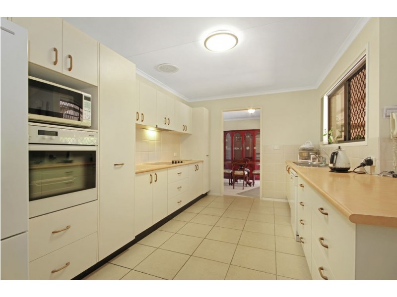 26 Vortigern Street, Carindale QLD 4152