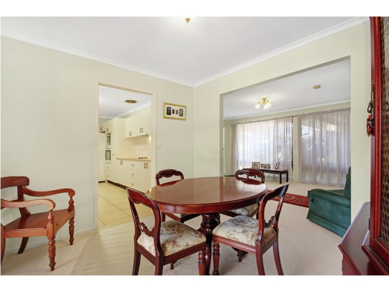 26 Vortigern Street, Carindale QLD 4152