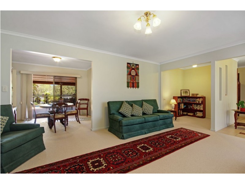 26 Vortigern Street, Carindale QLD 4152