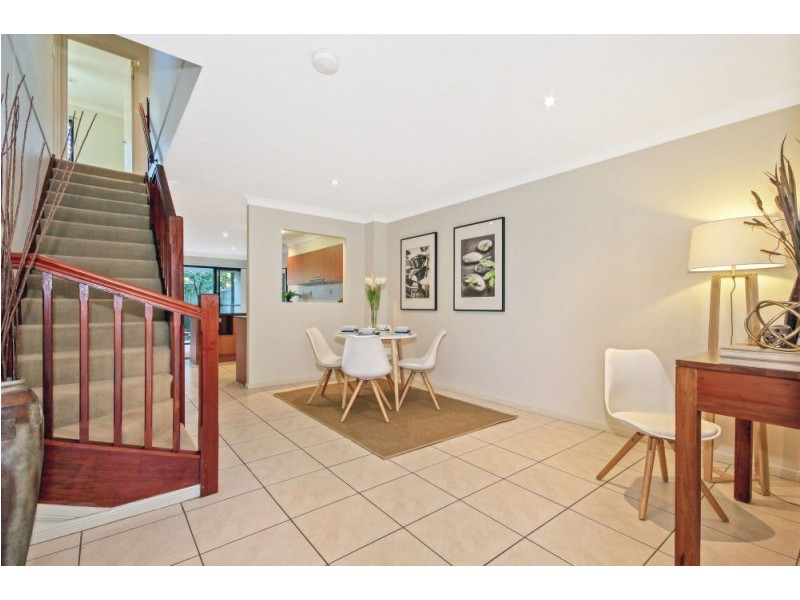 2/12 Cosgrove Street, Annerley QLD 4103