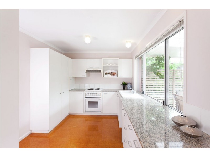 39 Dennis Street, Grange QLD 4051