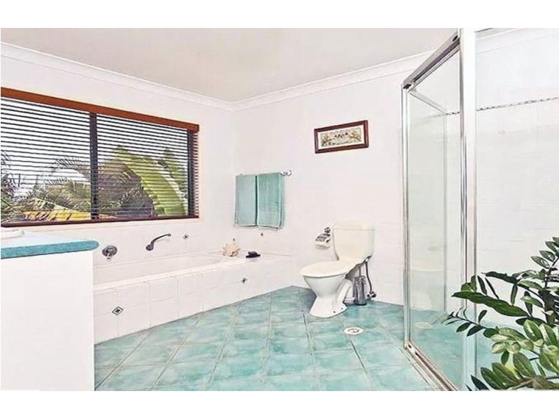 12 Redrock Street, Murarrie QLD 4172