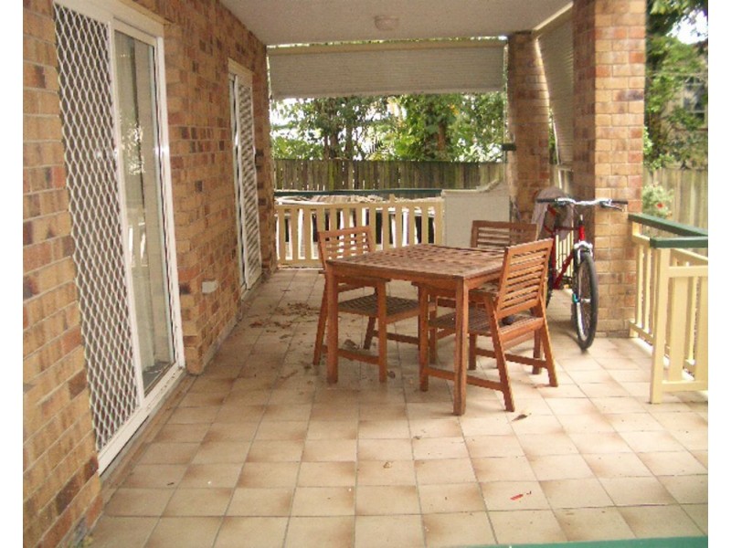 4/47 Douglas Street, Greenslopes QLD 4120