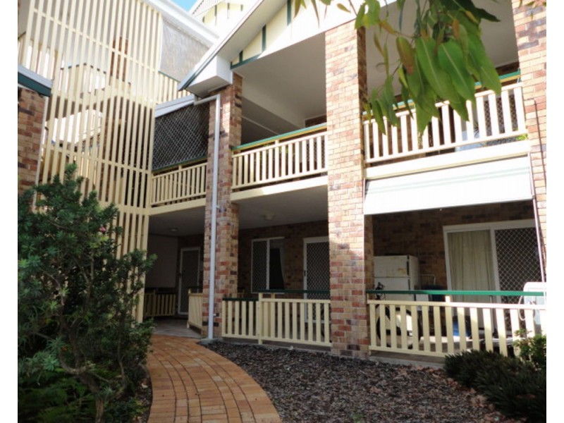 4/47 Douglas Street, Greenslopes QLD 4120