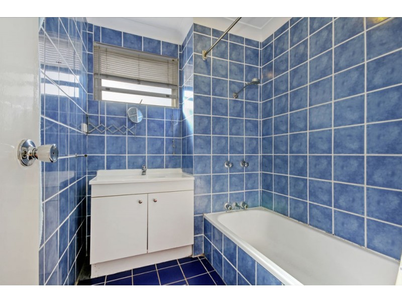 4/35 Amelia Street, Coorparoo QLD 4151