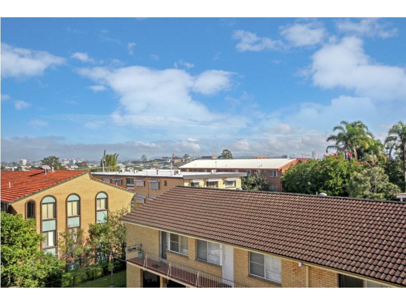 4/35 Amelia Street, Coorparoo QLD 4151