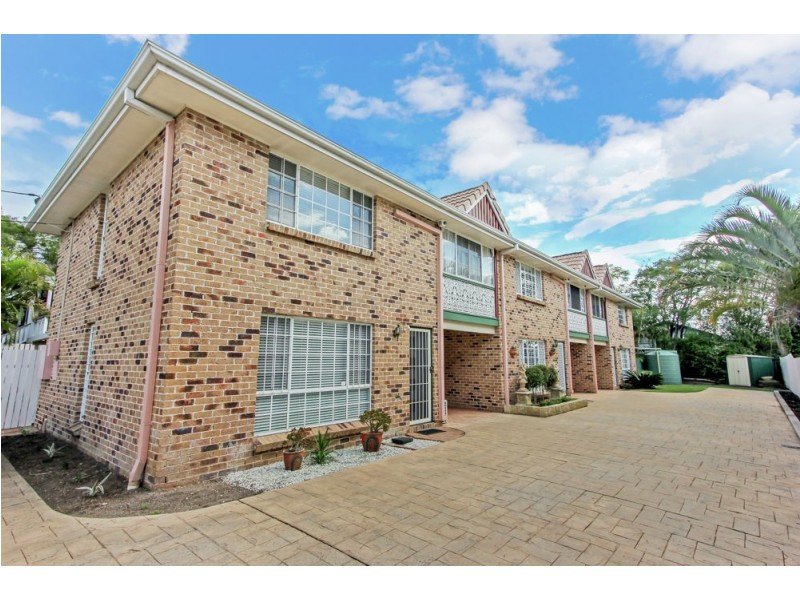 2/37 Cedar Street, Greenslopes QLD 4120