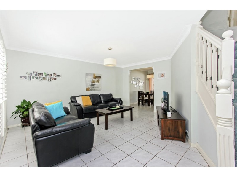 2/37 Cedar Street, Greenslopes QLD 4120