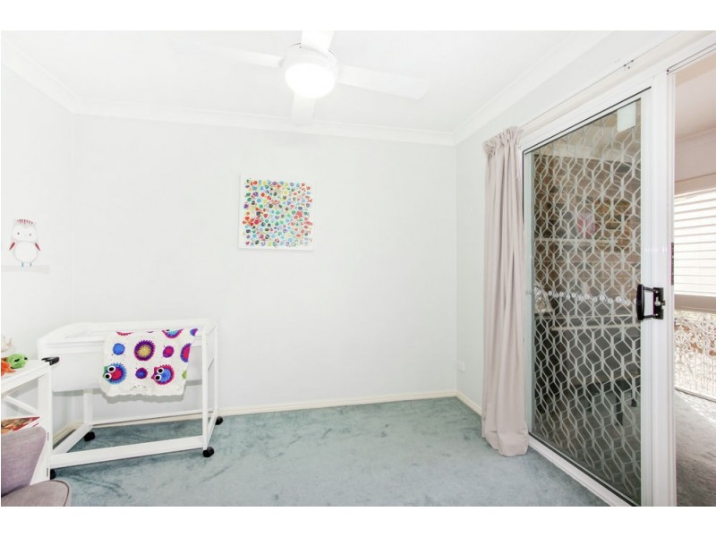 2/37 Cedar Street, Greenslopes QLD 4120