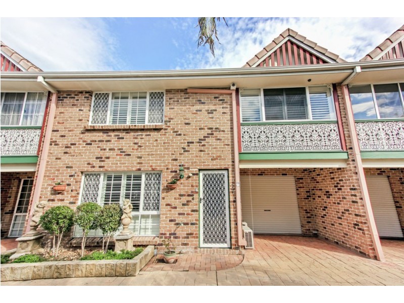 2/37 Cedar Street, Greenslopes QLD 4120