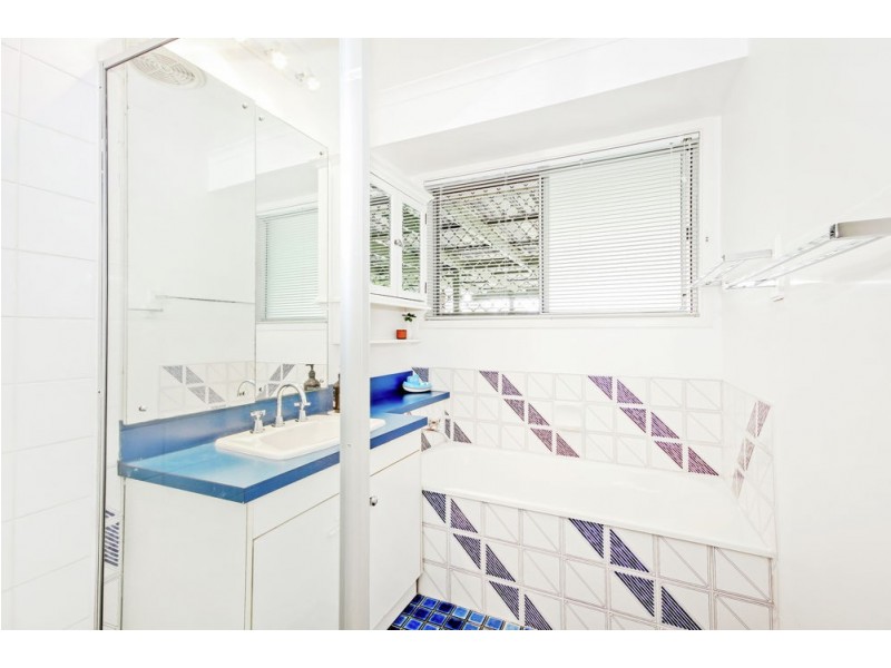 28 Cummin Street, Wishart QLD 4122