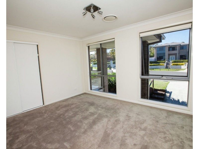 5 Yeates Close, Carindale QLD 4152