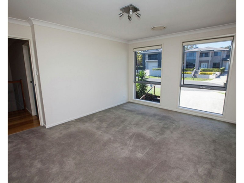 5 Yeates Close, Carindale QLD 4152