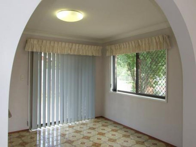 30 Vortigern Street, Carindale QLD 4152