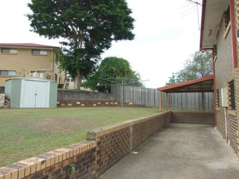 30 Vortigern Street, Carindale QLD 4152