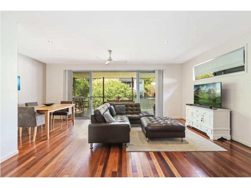 36 Boronia Avenue, Holland Park West QLD 4121