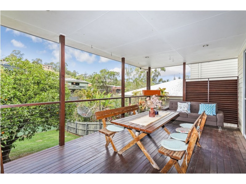 36 Boronia Avenue, Holland Park West QLD 4121