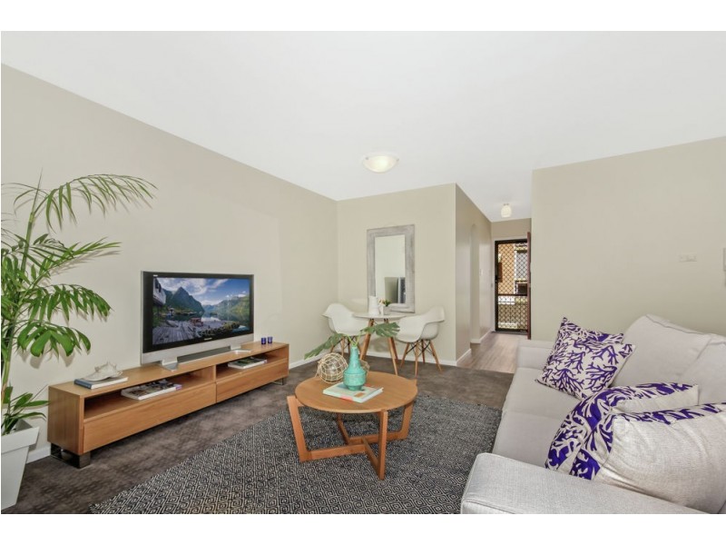 2/51 Rialto Street, Coorparoo QLD 4151