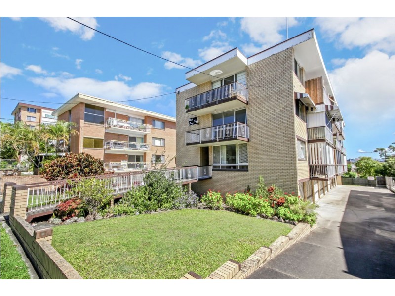 2/51 Rialto Street, Coorparoo QLD 4151