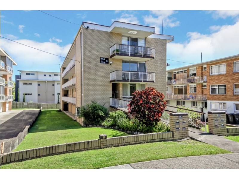 2/51 Rialto Street, Coorparoo QLD 4151