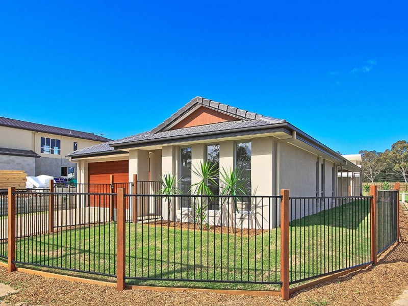 12 Doherty, Wakerley QLD 4154