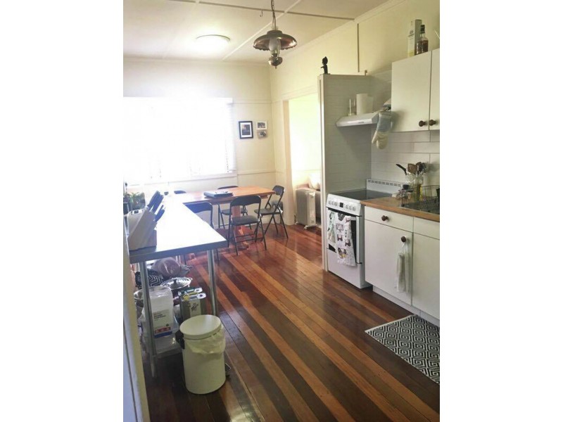 329 Ferguson Road, Seven Hills QLD 4170