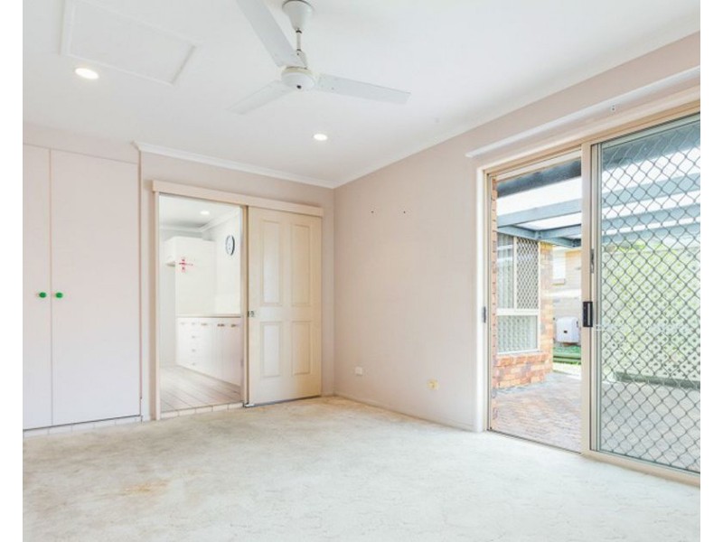 52/30 Meadowlands Road, Carina QLD 4152