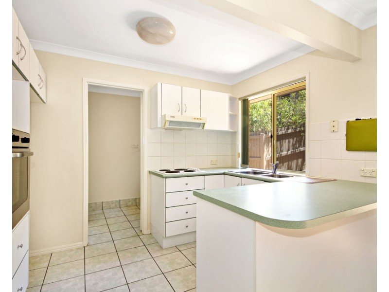 2/98 Ison Street, Morningside QLD 4170