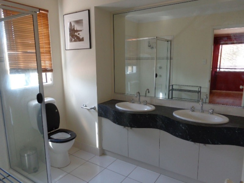 36 Cascade Drive, Forest Lake QLD 4078