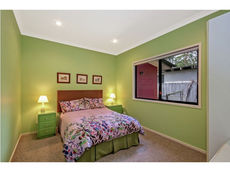 11 Bovingdon Street, Thorneside QLD 4158