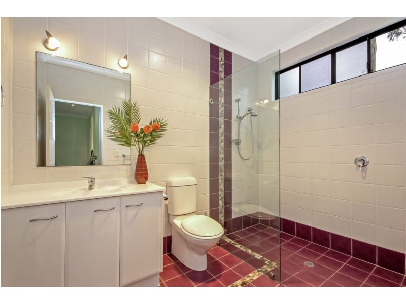 11 Bovingdon Street, Thorneside QLD 4158