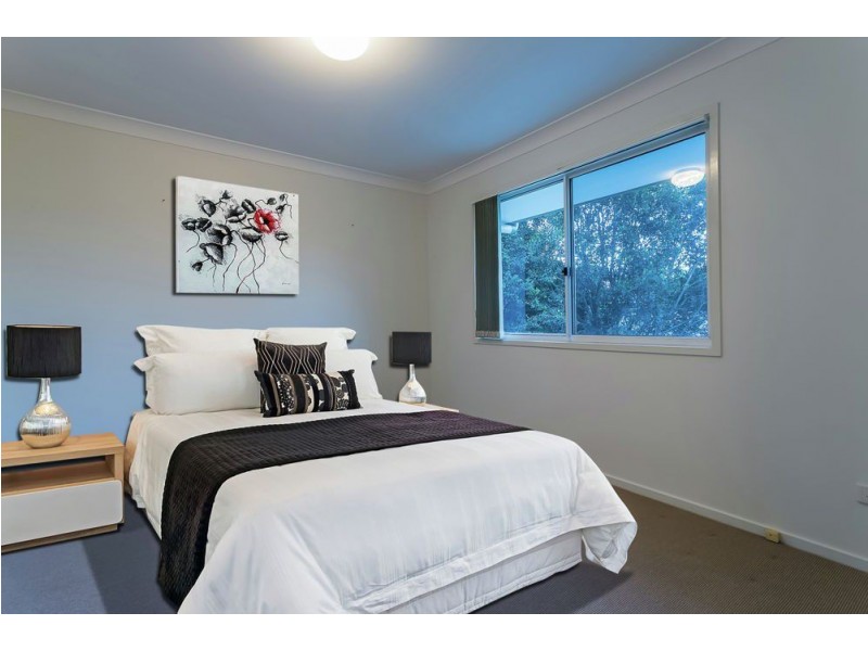 9/16 Hill Crescent, Carina Heights QLD 4152