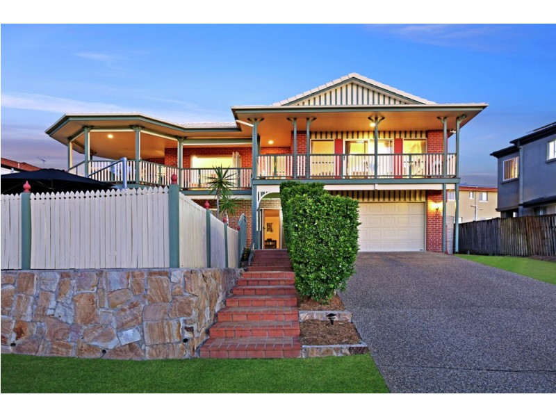 83 Delaney Circuit, Carindale QLD 4152