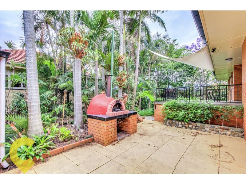 28 Lutzow Street, Tarragindi QLD 4121