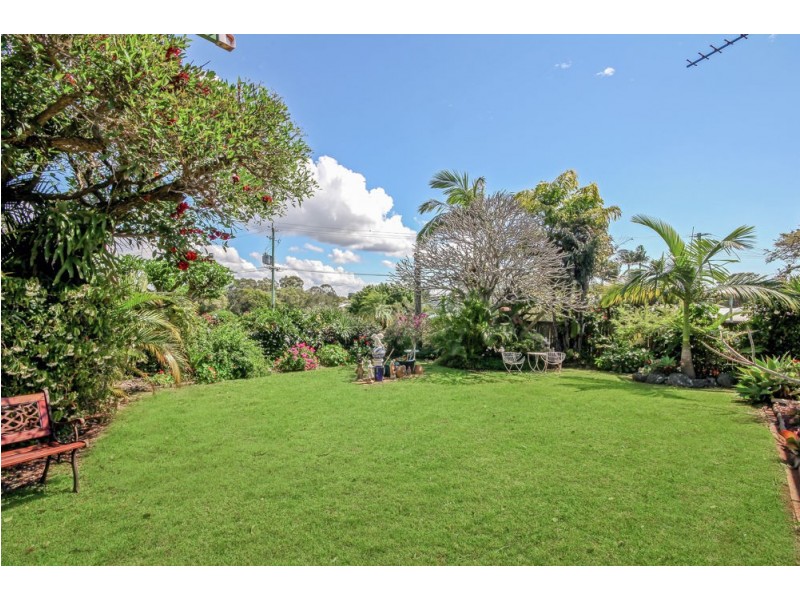 69 Hamilton Street, Redland Bay QLD 4165