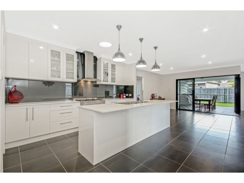 38 Poloni Place, Wellington Point QLD 4160