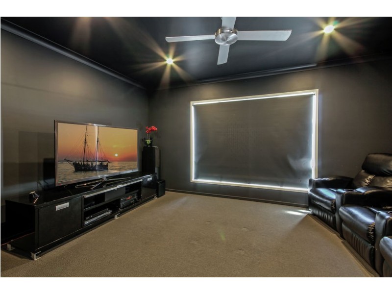 38 Poloni Place, Wellington Point QLD 4160