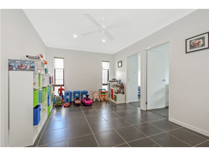 38 Poloni Place, Wellington Point QLD 4160