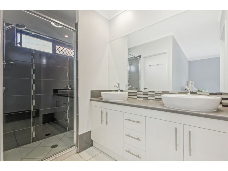 38 Poloni Place, Wellington Point QLD 4160