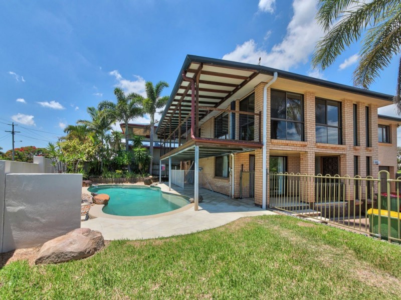 38 Mooroondu Road, Thorneside QLD 4158