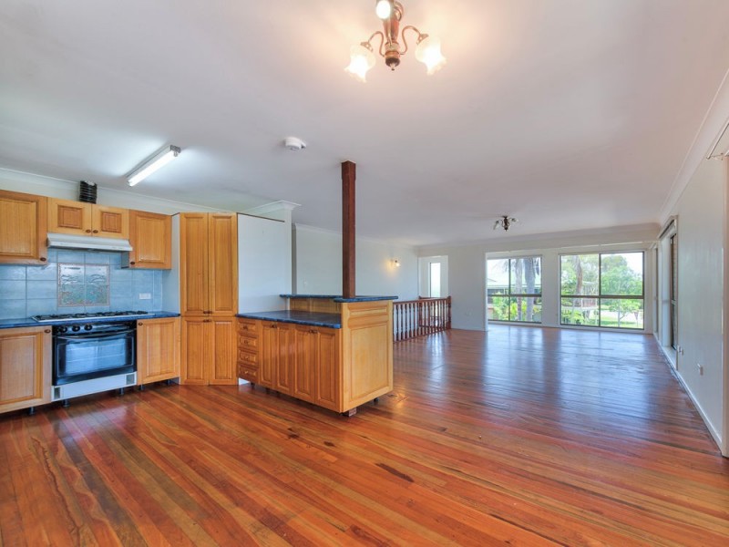 38 Mooroondu Road, Thorneside QLD 4158