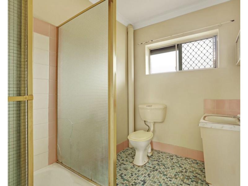 2/722 Wynnum Rd, Morningside QLD 4170