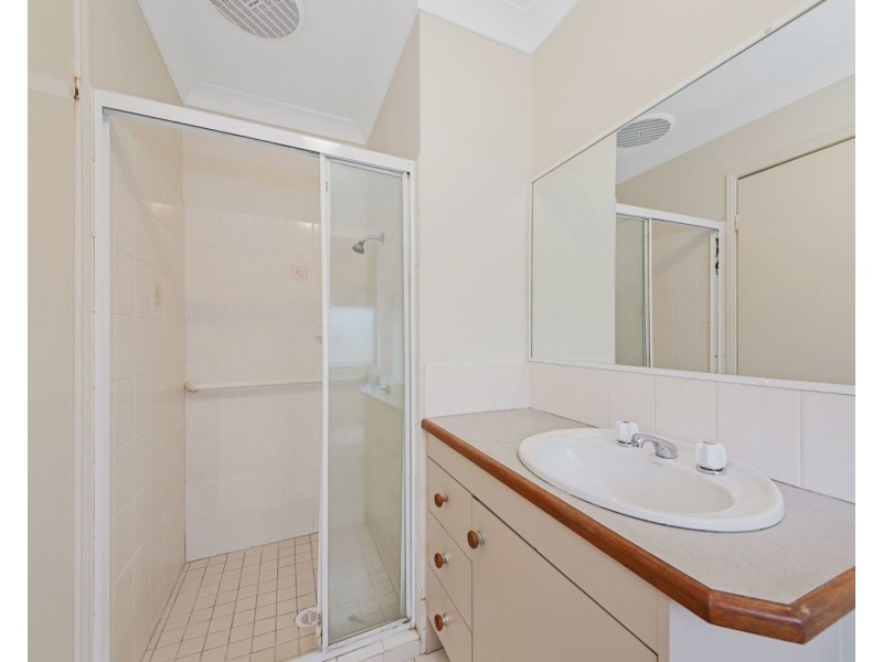 15 Castlerea St, Tingalpa QLD 4173