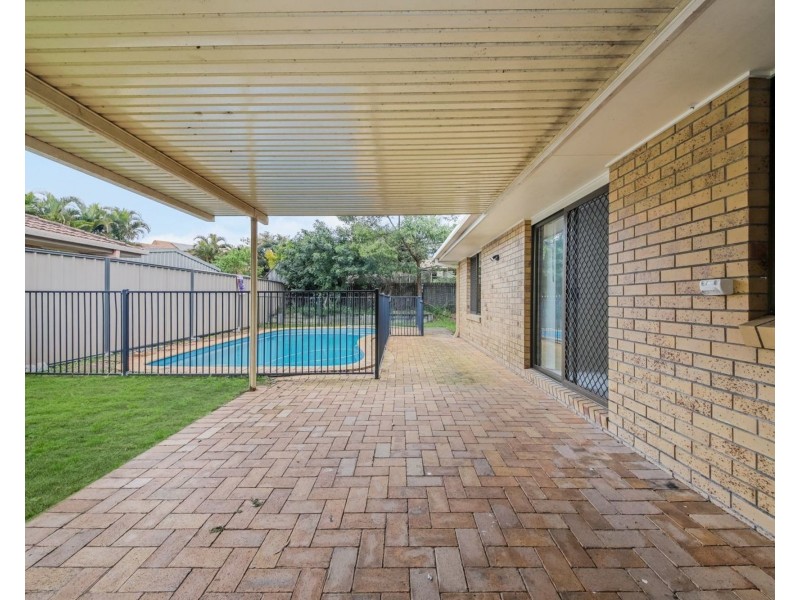 15 Castlerea St, Tingalpa QLD 4173